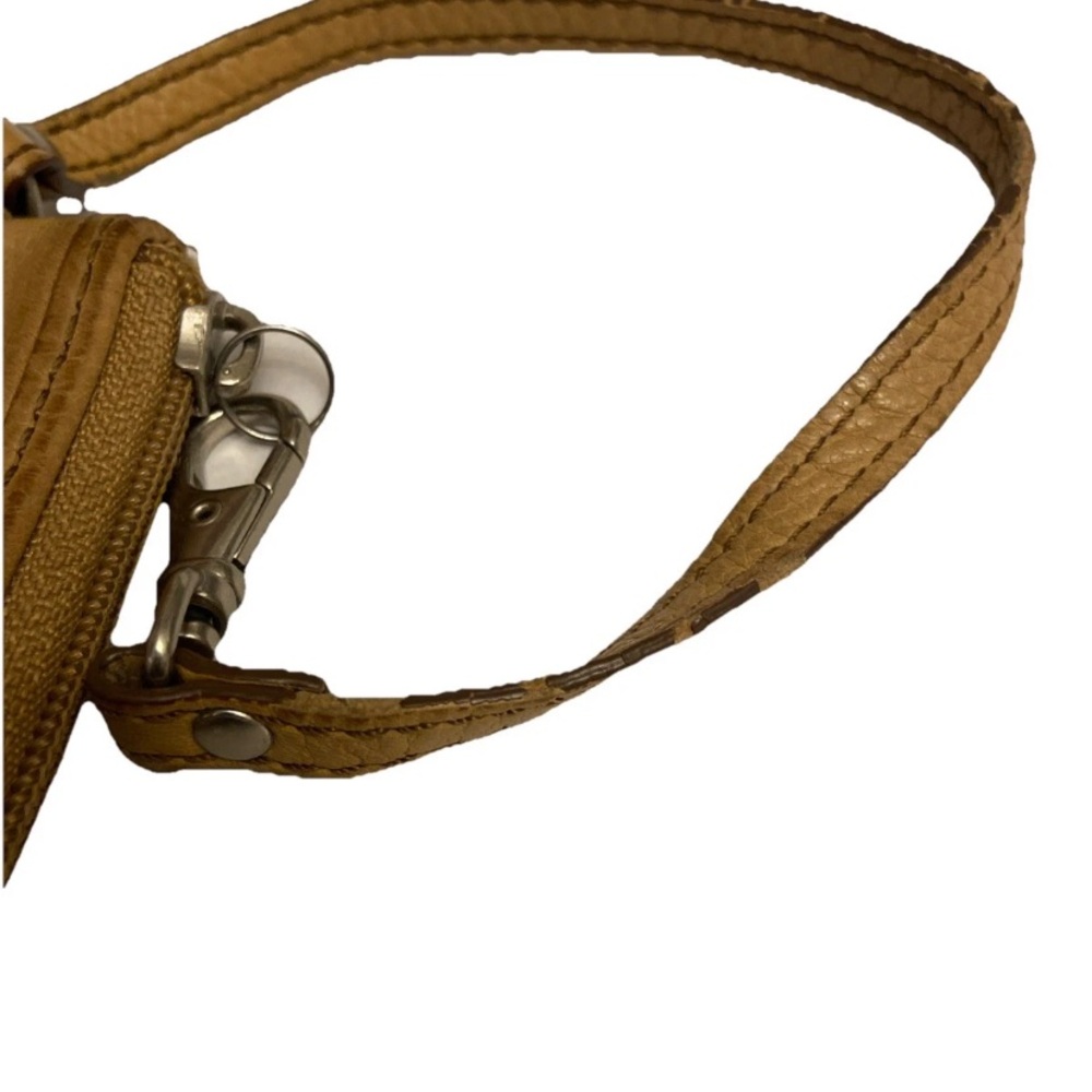 Fossil Women’s Leather Lined Flowers Logo Zip Around Wristlet Clutch SL4037. - Picture 6 of 11